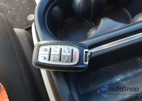 2020 Chrysler Pacifica Touring from USA, damaged, VIN 2C4RC1FG4LR135808